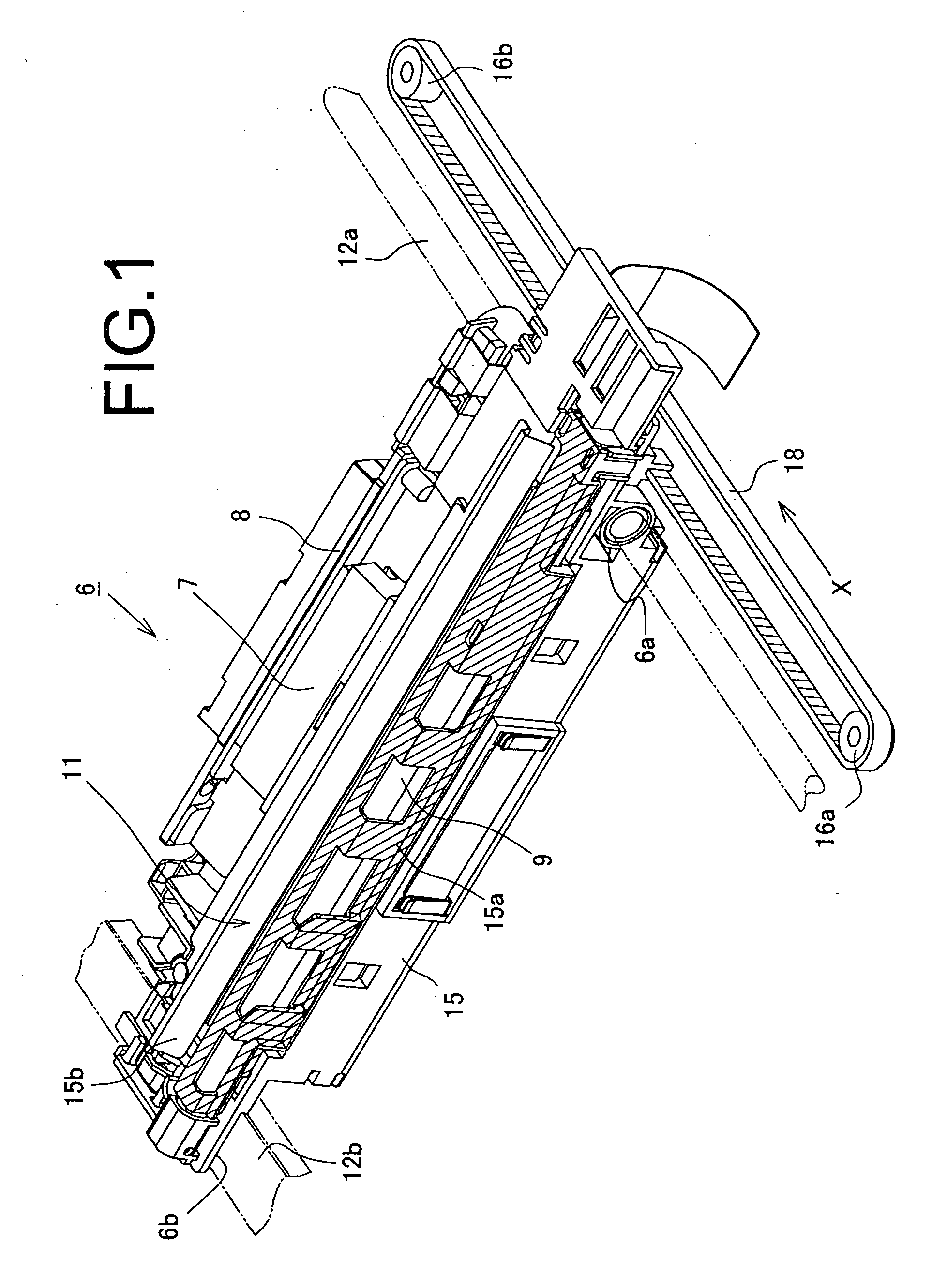 Traveling unit driving apparatus and image reading apparatus provided with the driving apparatus
