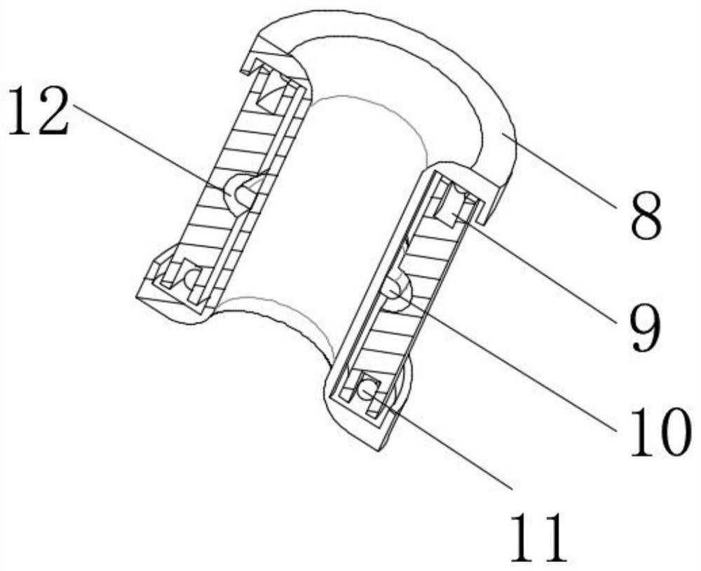 Elevator balance compensation chain with high self-lubricating stability