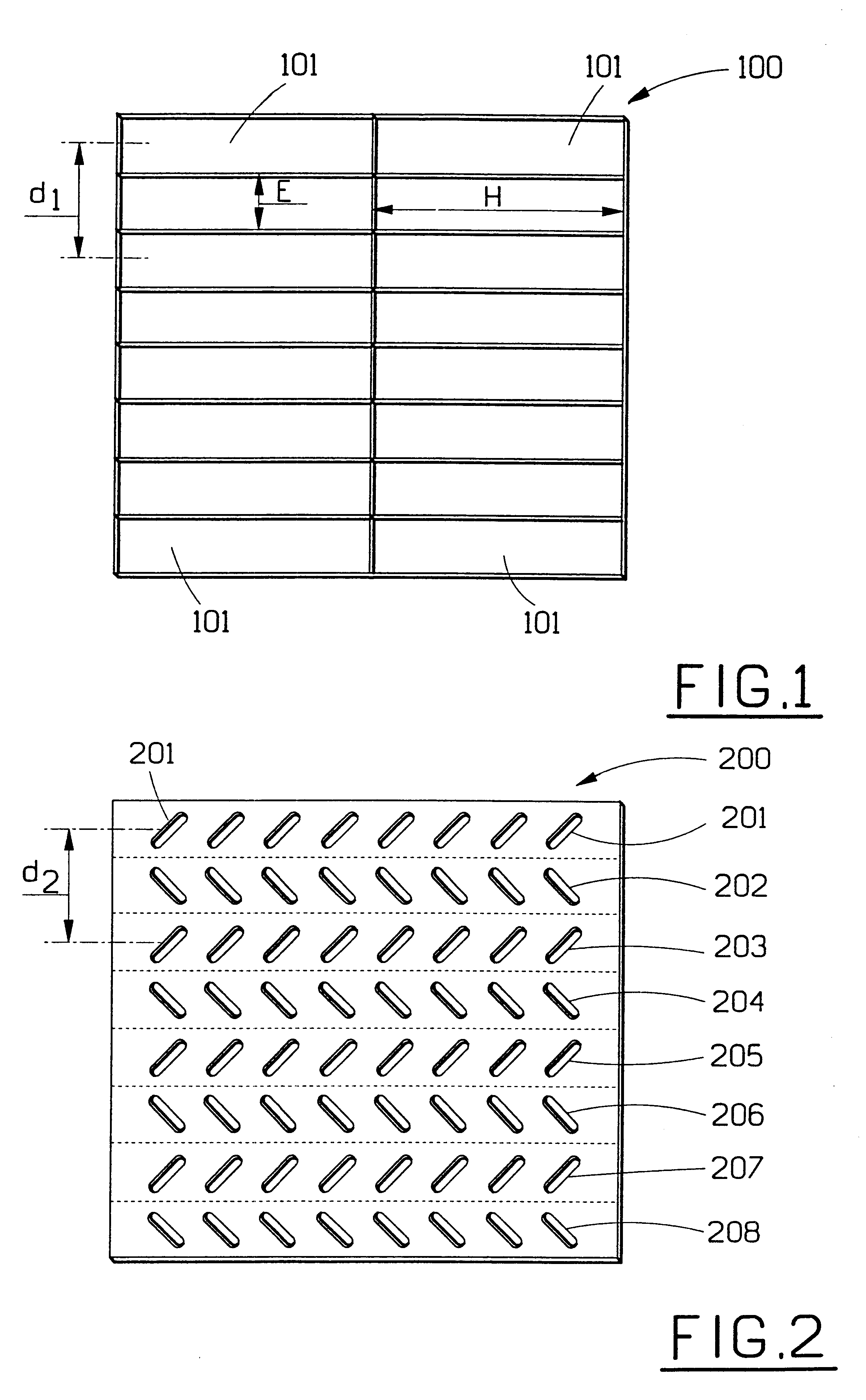 Arrangement for use in an antenna array for transmitting and receiving at at least one frequency in at least two polarizations