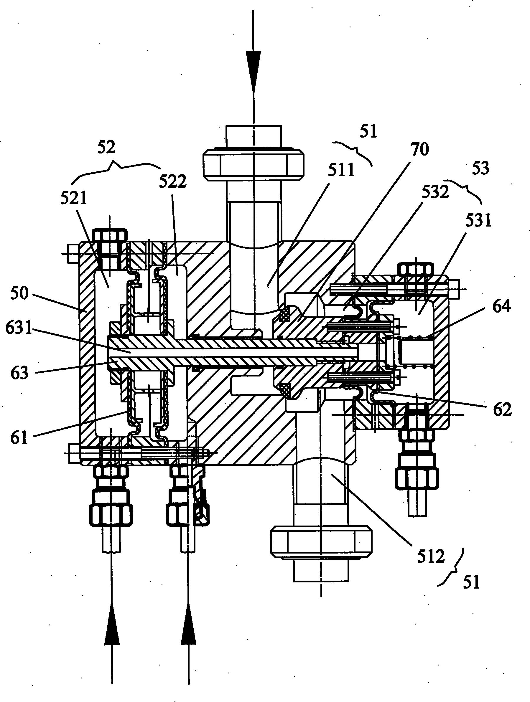 Sectional pressure relief type filling valve and filling method thereof