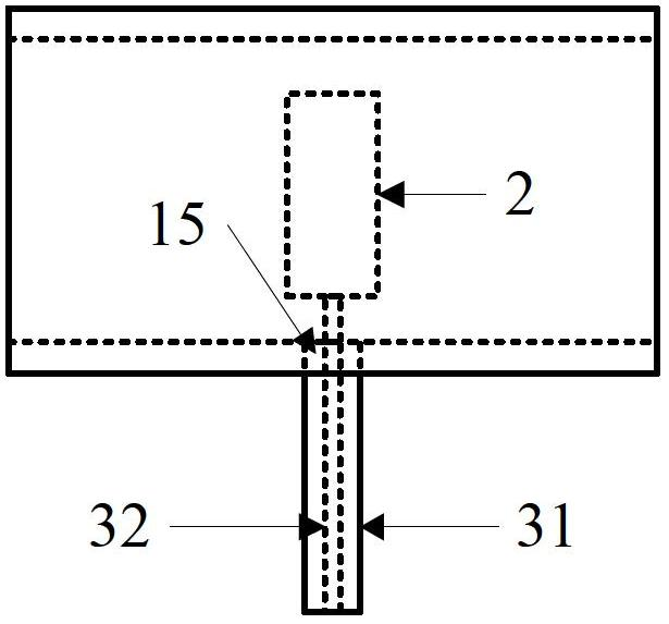 Bidirectional radiating antenna used in mine shafts and tunnels