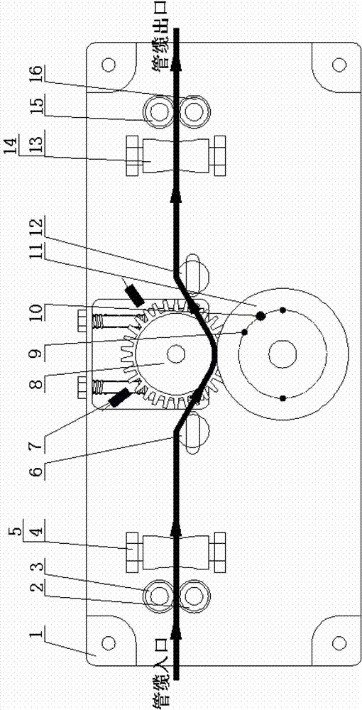 Reversibly accurate and automatic large-stroke detection method and device of pipe cable