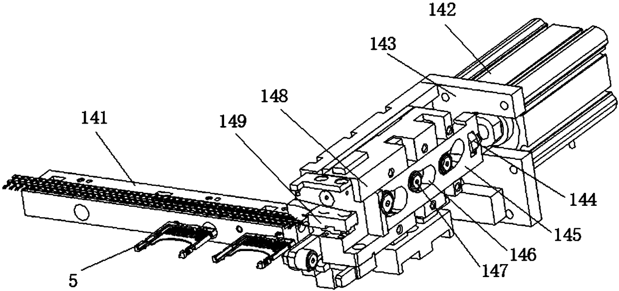 Automatic assembly and test apparatus for SD (secure digital) cards