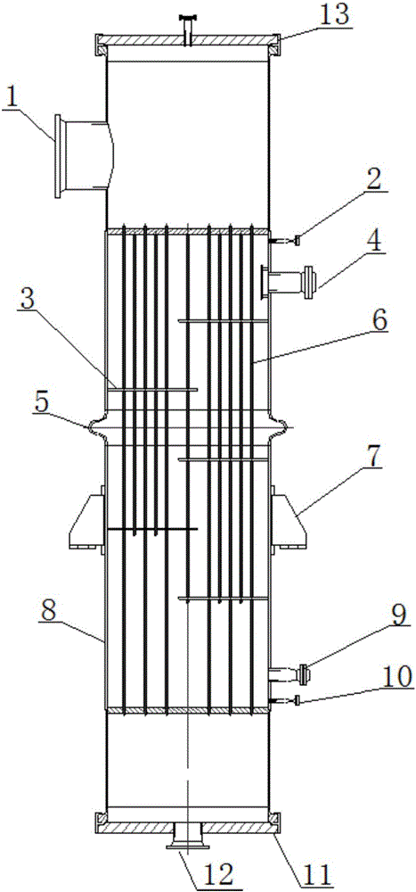 Steam reboiler with expansion joint