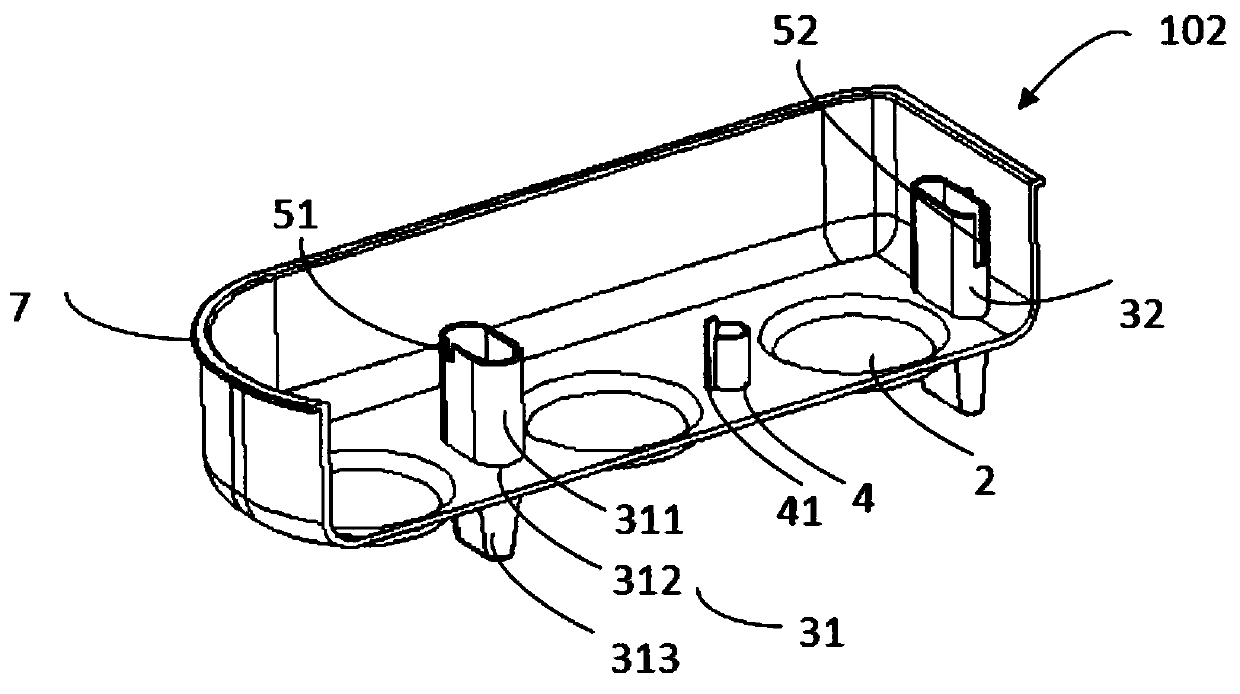 Multi-stage water tank device, using method and plant growing machine