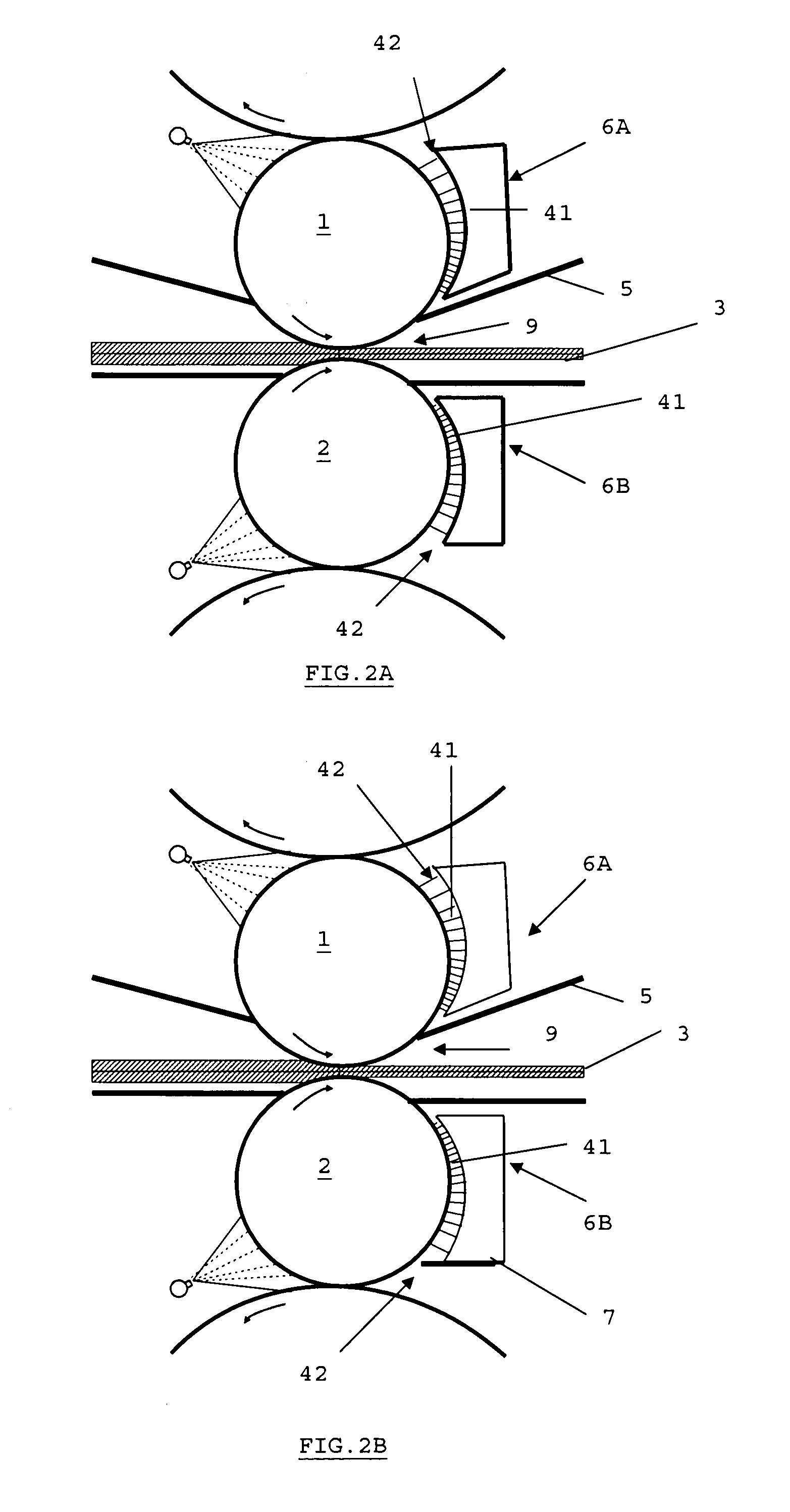 Device and Method for Cooling Rollers Used for Rolling in a Highly Turbulent Environment