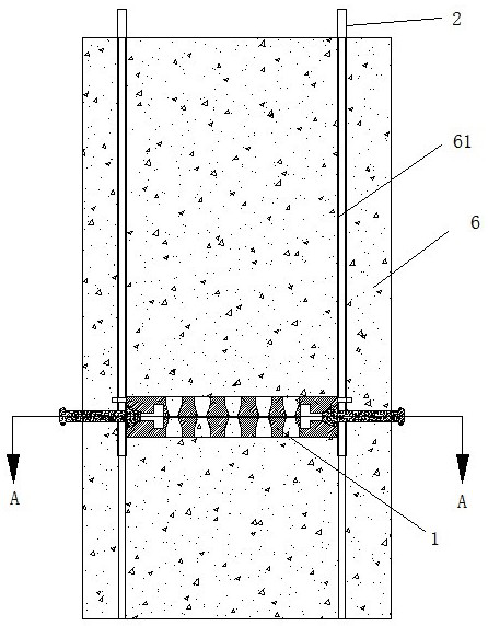 Concrete pile head breaking device and using method thereof