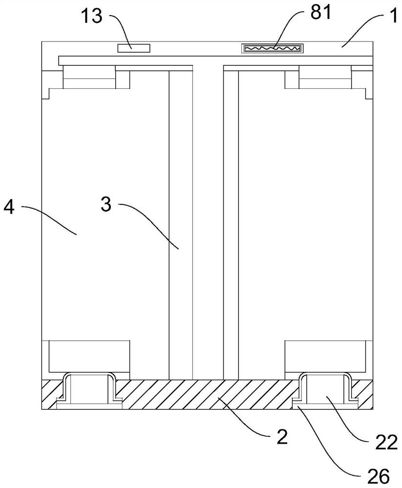 Battery mounting structure of outdoor illuminator