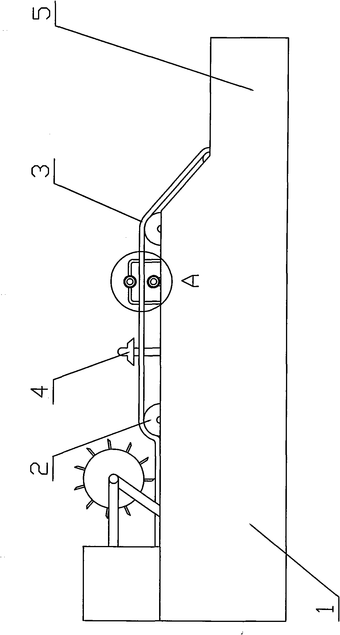 Ice-cream plate dedusting machine with ultraviolet disinfection lamp device