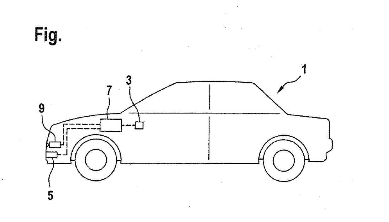 Method for adjusting a range prediction of a motor vehicle based on environmental conditions and motor vehicle