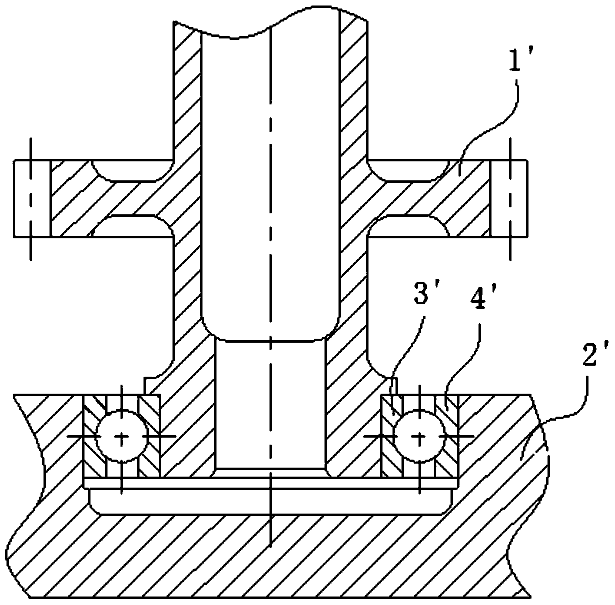 A method and structure for solving bearing uncentering caused by thermal working clearance