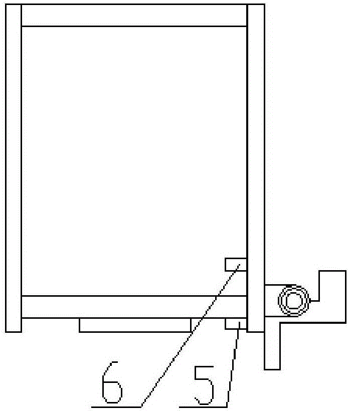 Overturning electromagnet and toothed plate gravity overturning mechanism for stacker crane