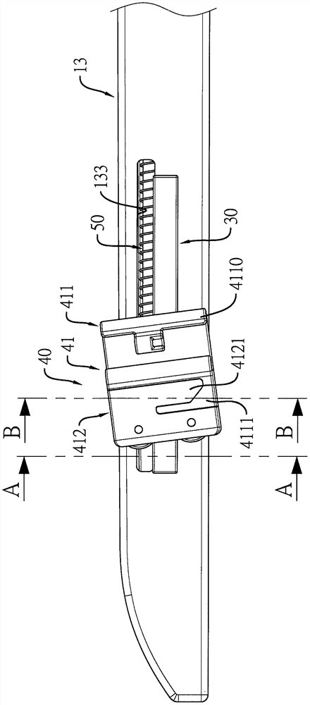 Auxiliary guide structure of side window roller shutter device