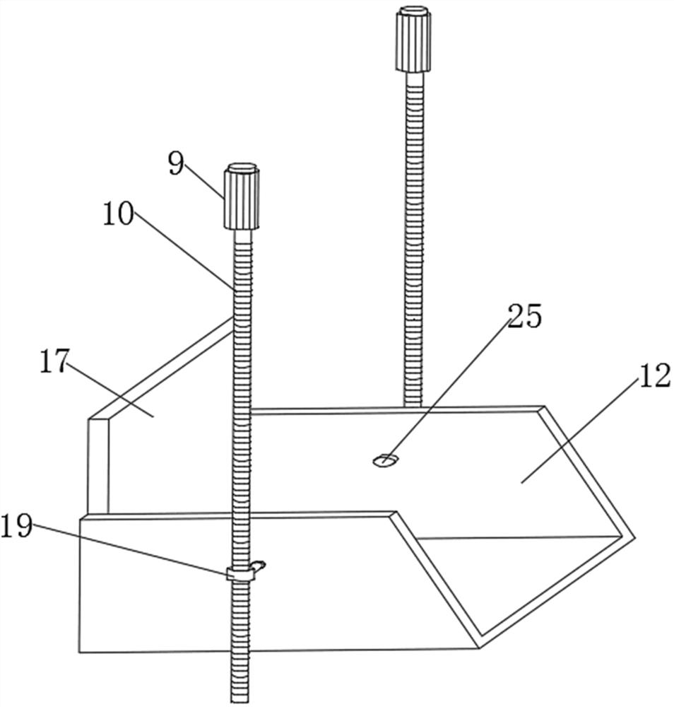 A filling device for collecting corn