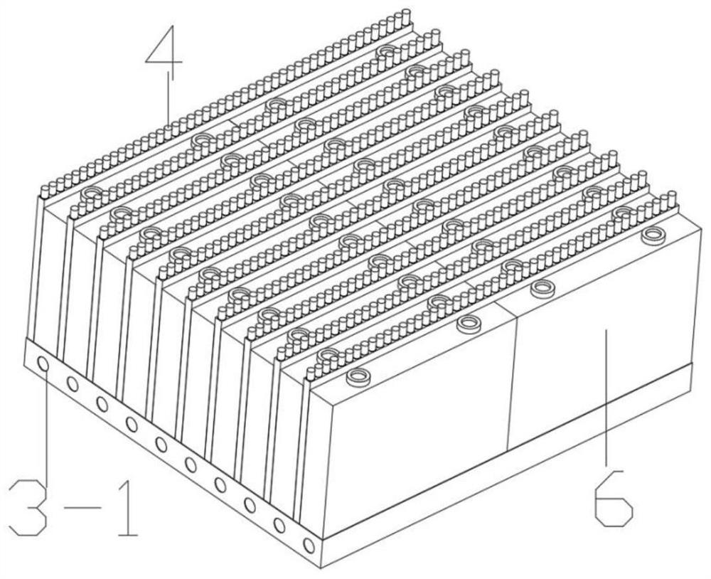 A battery pack thermal management device and heat dissipation and heating method thereof