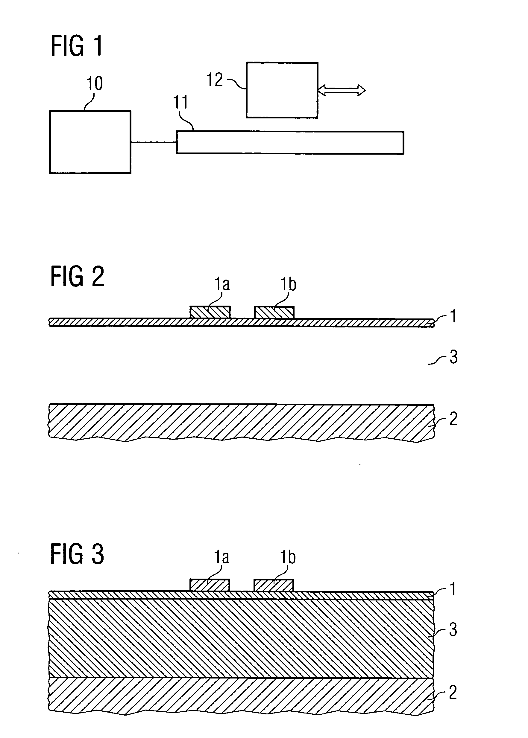 Device for transmitting signals between movable units