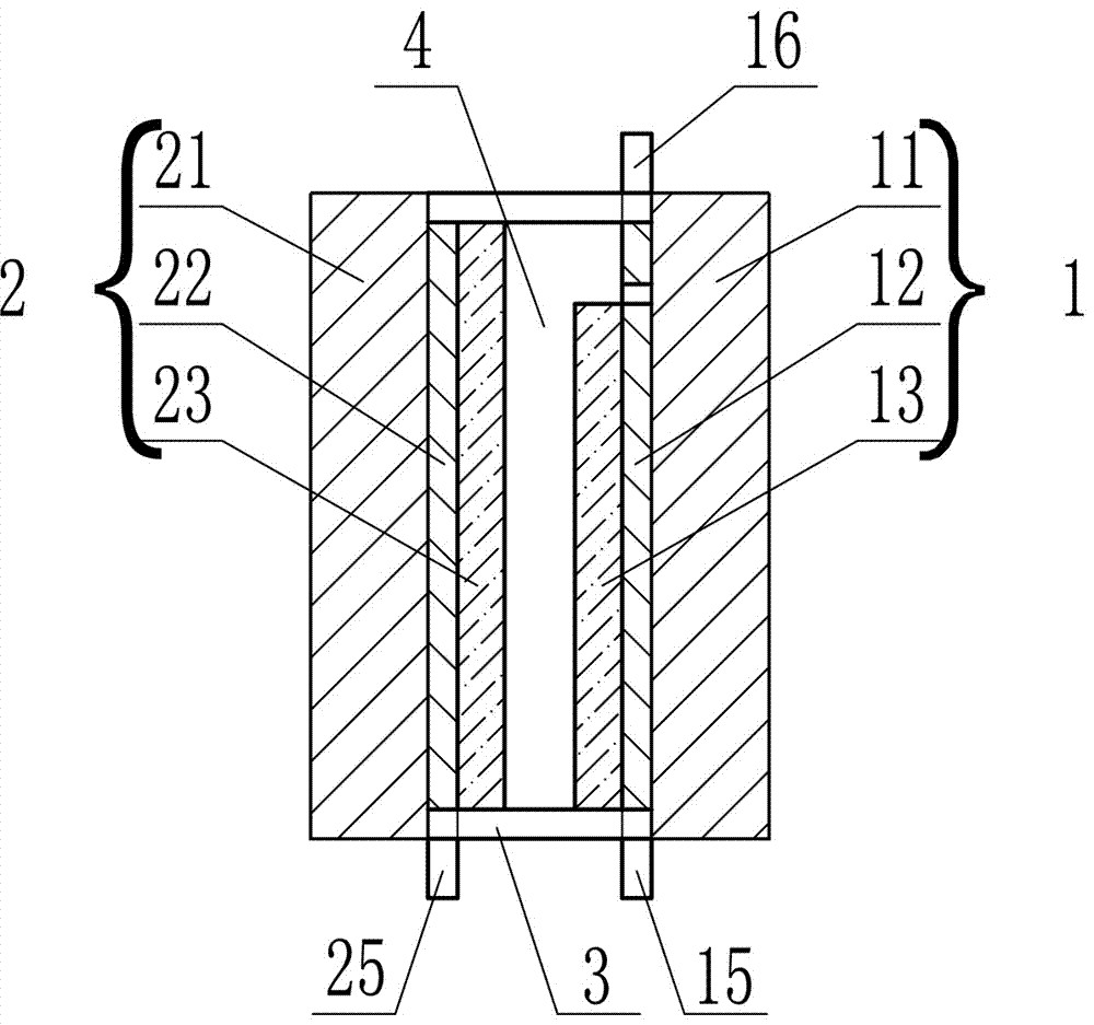 Electrochromic device capable of independently controlling electrochromic layers