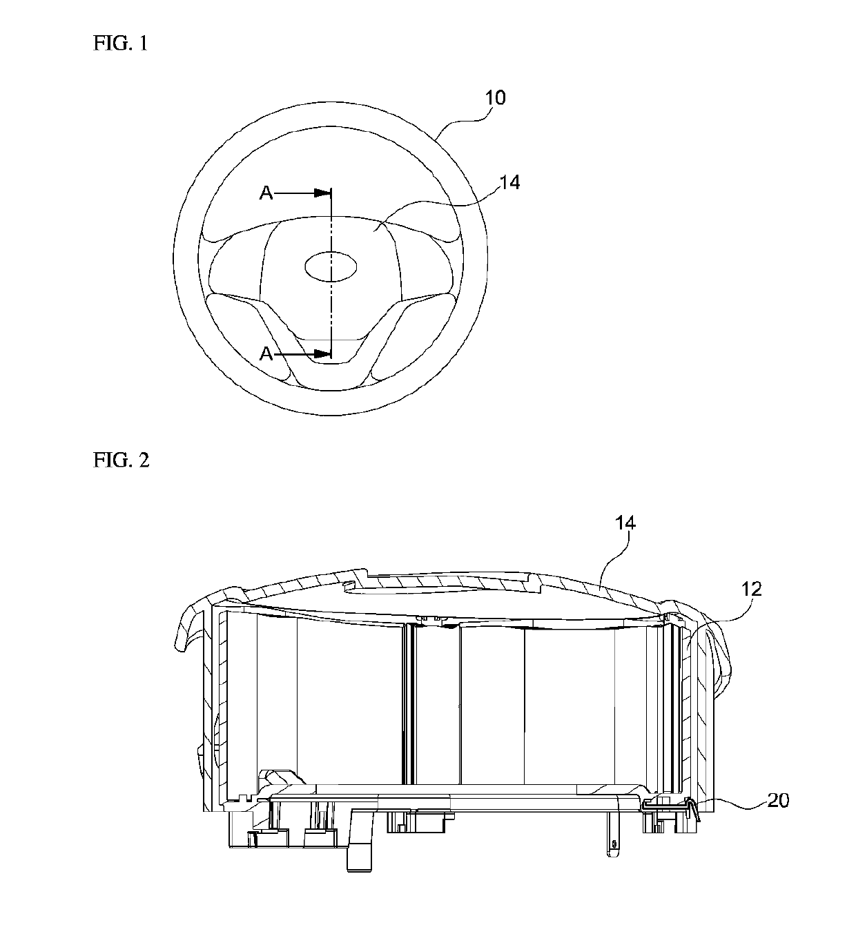 Horn actuating device of motor vehicle