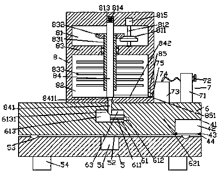 Pesticide spraying device with adjustable orientation