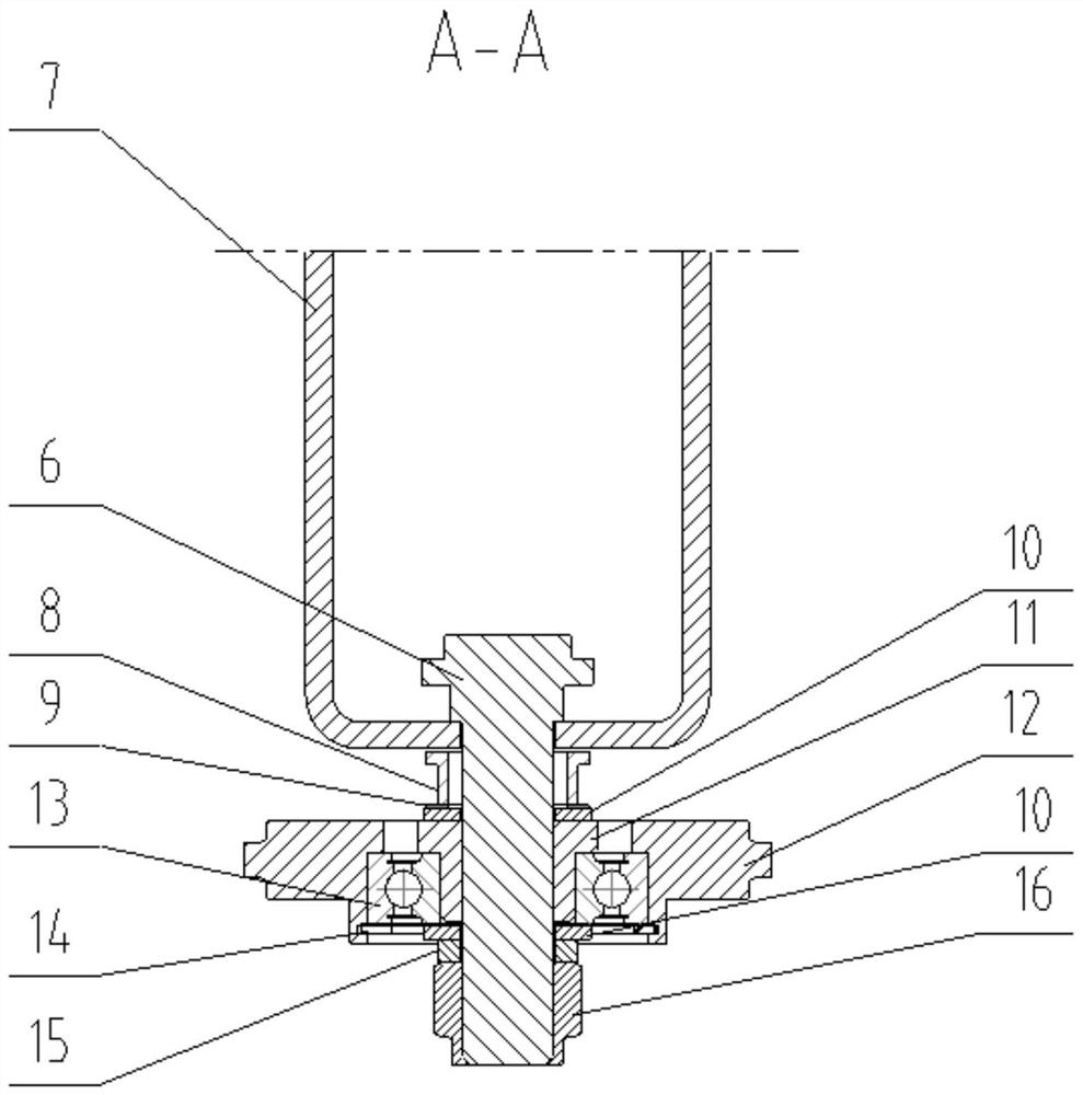 Chain tensioning mechanism