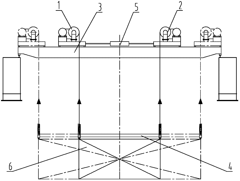 Gantry crane and hoisting mechanism thereof