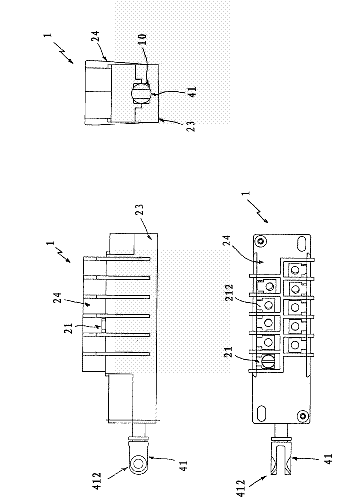 An auxiliary contact device for medium voltage switching apparatuses