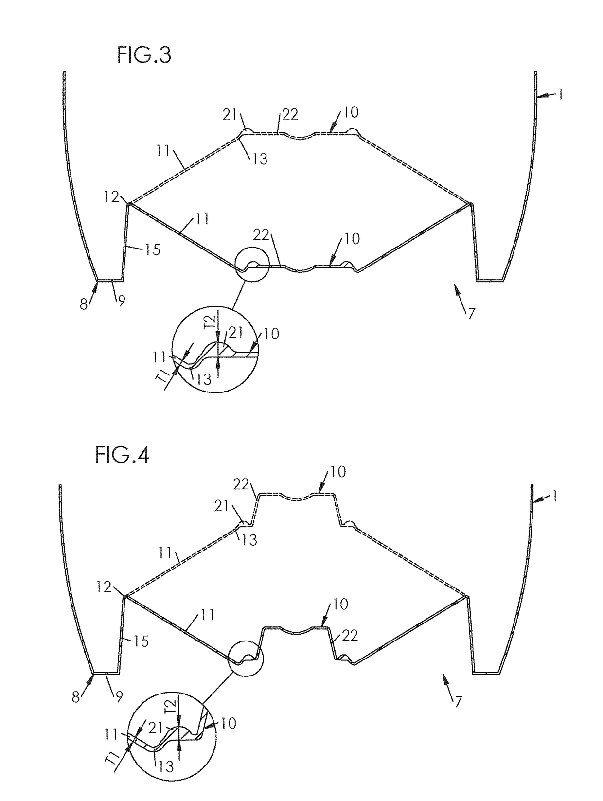 Container provided with an invertible diaphragm and a central portion of greater thickness