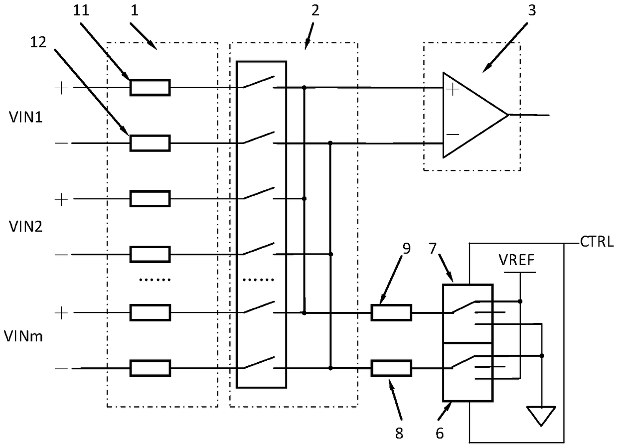 A multi-channel acquisition interface online self-test circuit and method