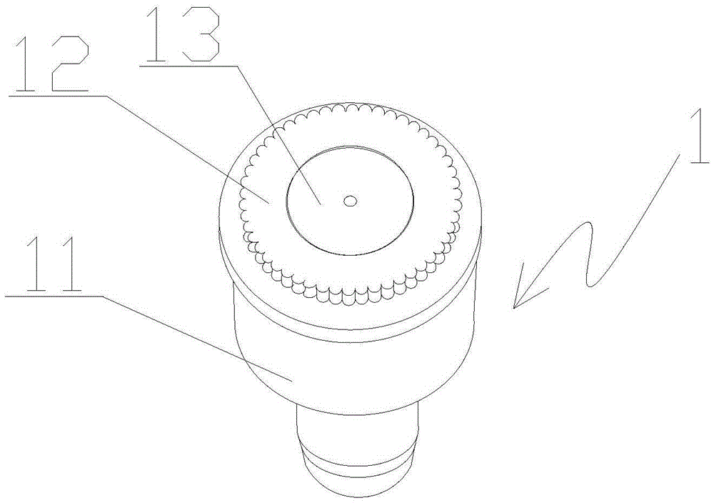 Liquid atomizing spraying device and hairdressing electric sprinkling can with same