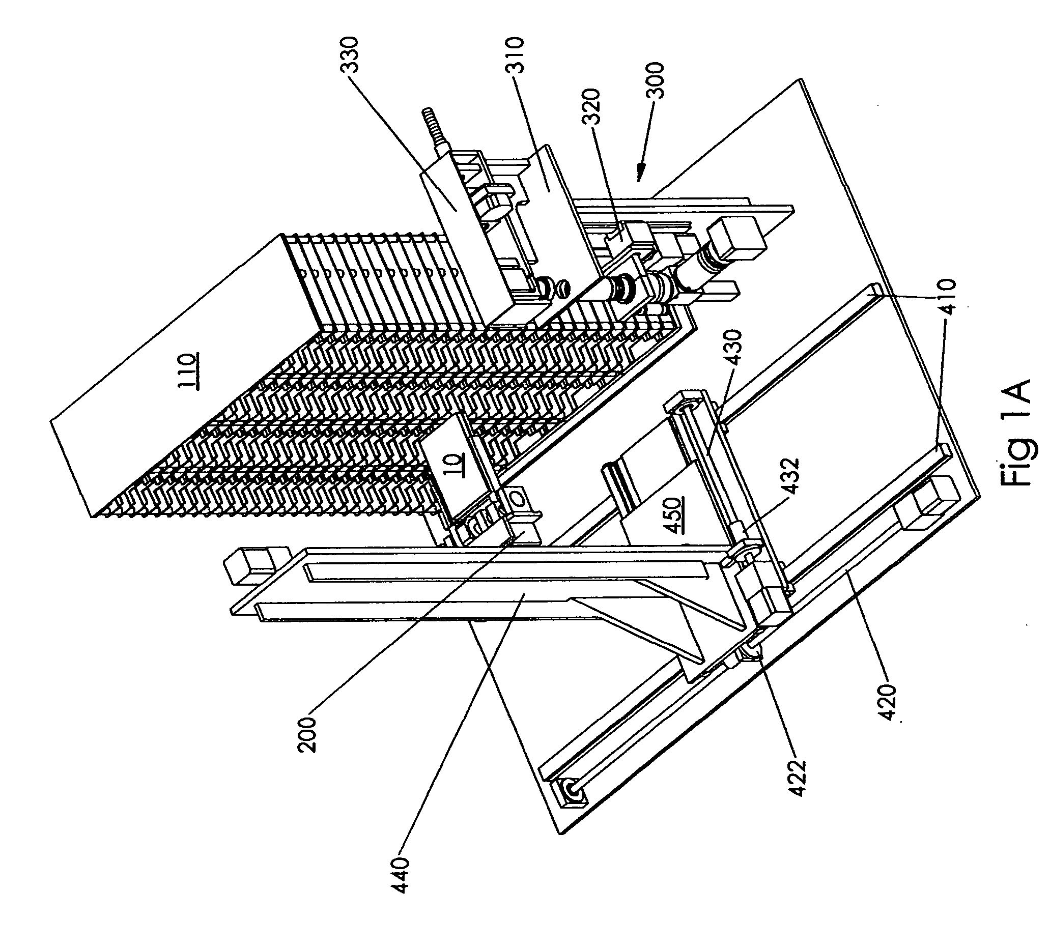 Parallel gripper for handling multiwell plate.