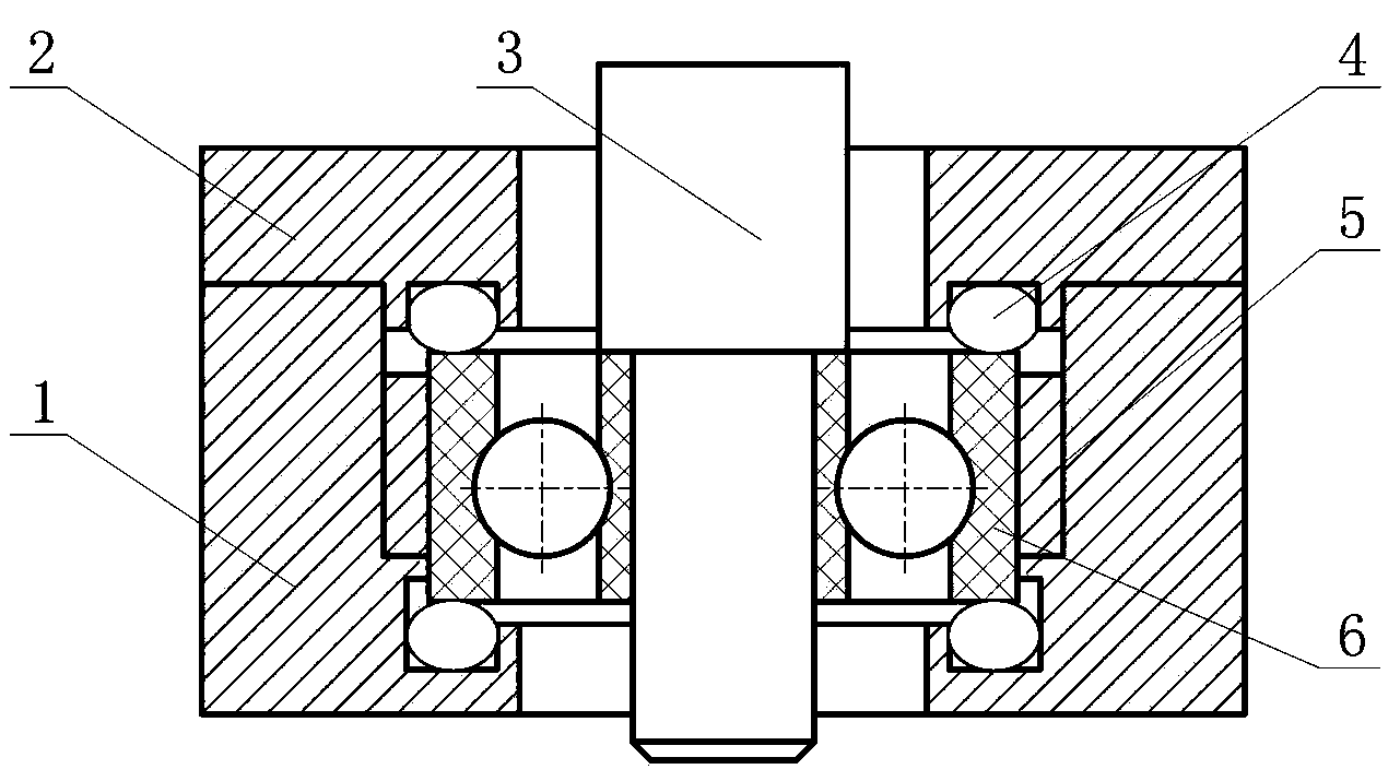 Damping and heat-dissipating device for rolling bearing