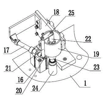 Automatic assembly device for plane thrust retainer and assembly method for automatic assembly device