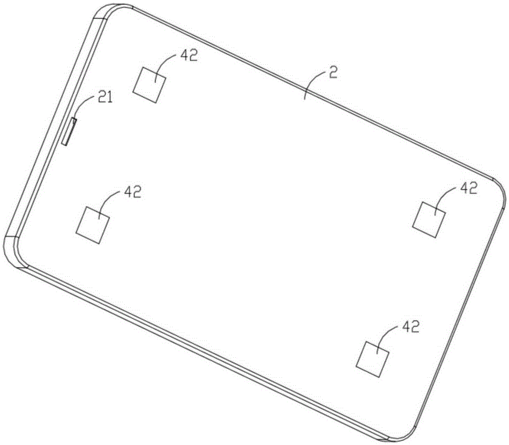 Micro conducting device and self-charging device with micro conducting device