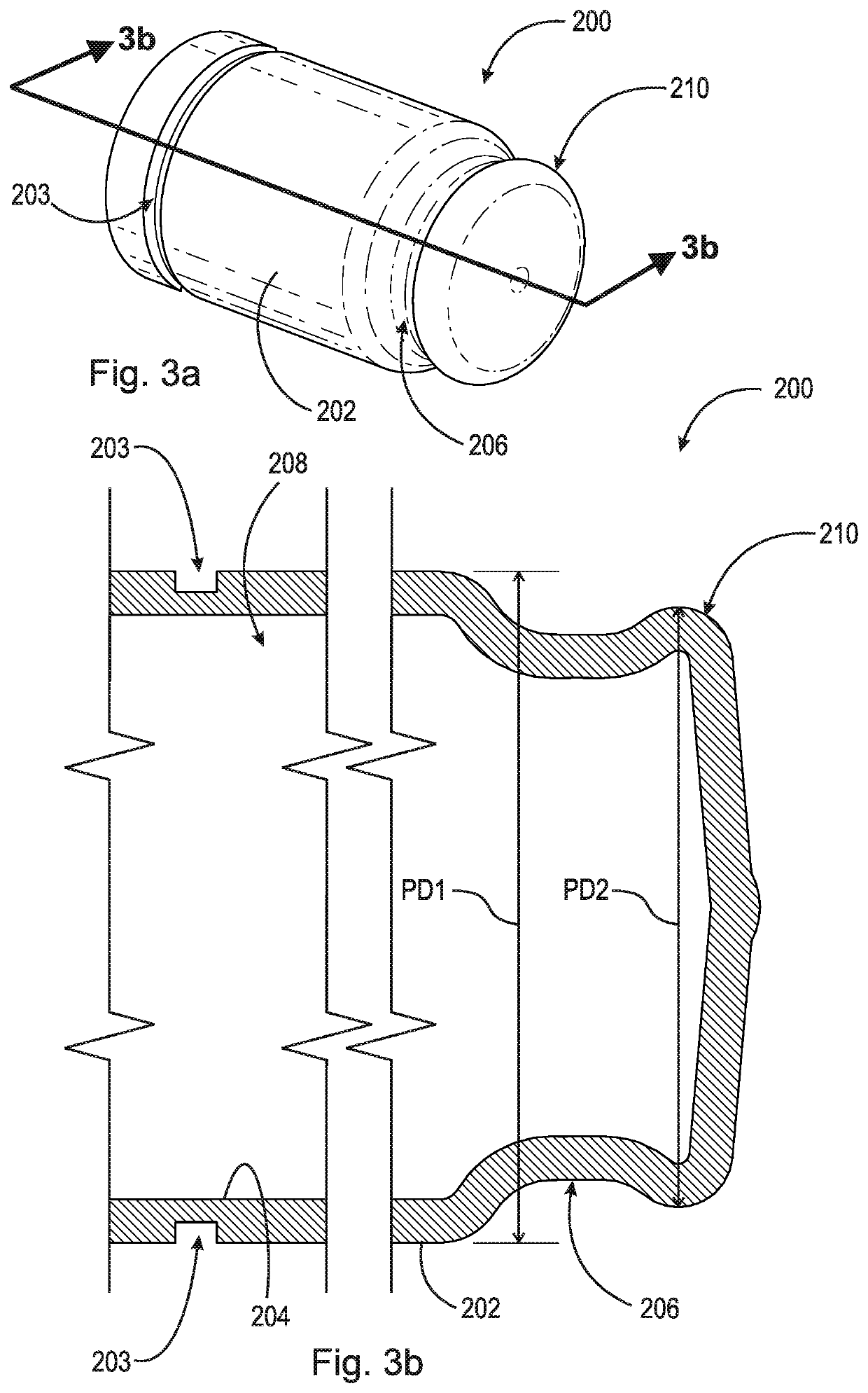 Fluid connector having a deformable tab and plug/connector assembly