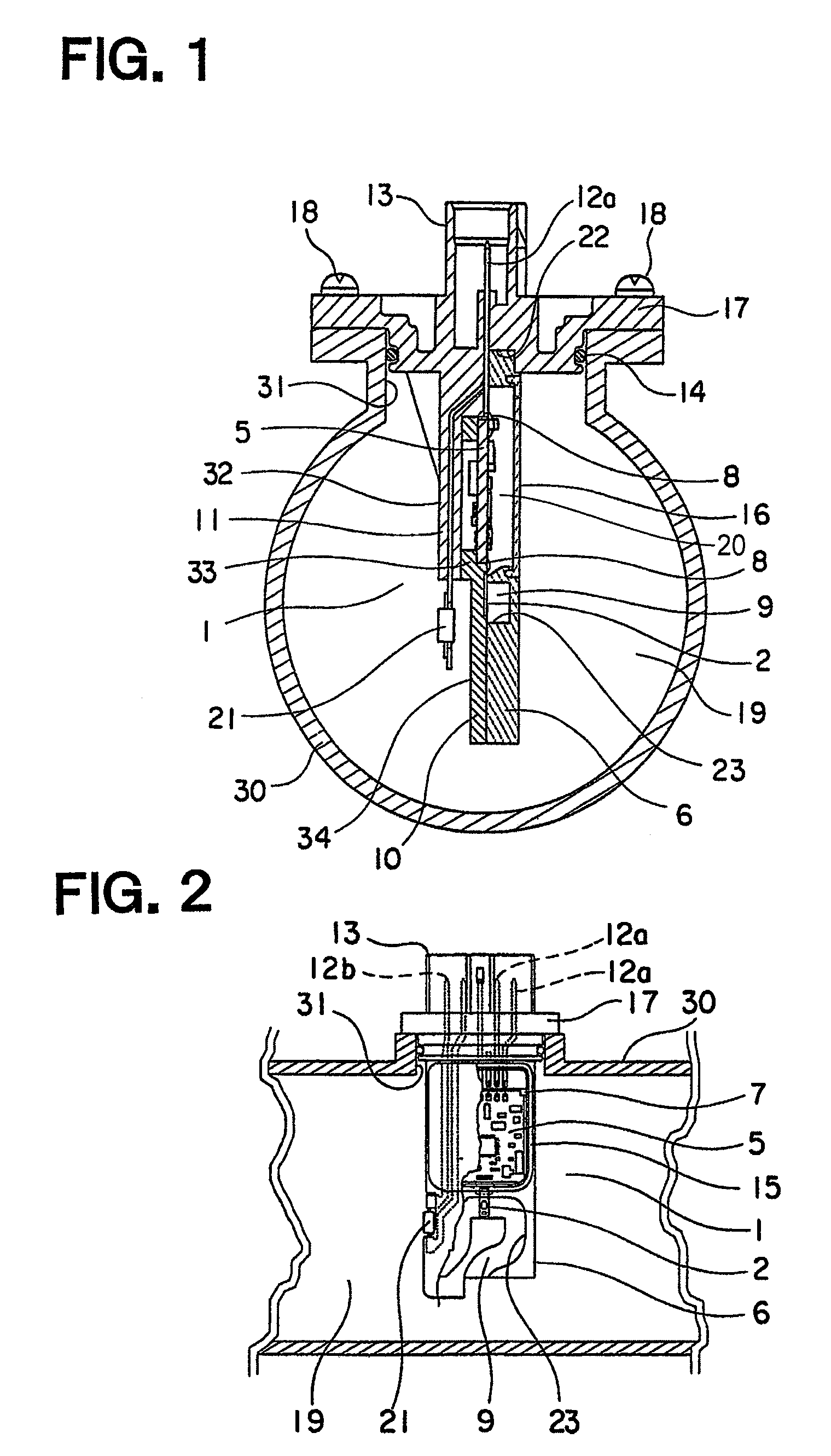 Flow rate measuring apparatus having a resin plate for supporting a flow rate detecting element and a circuit board