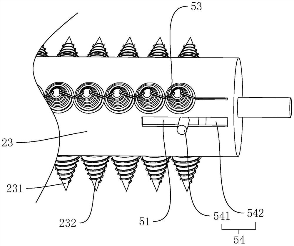 Disc type automatic bale plucker