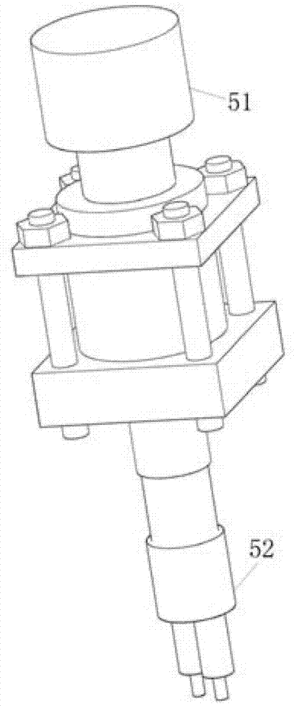 A method of loading pieces for chain assembly