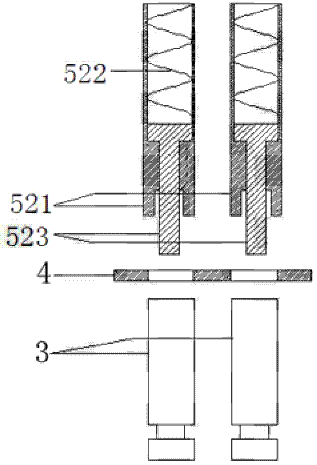 A method of loading pieces for chain assembly