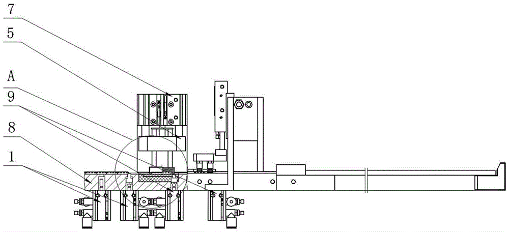 High voltage test mechanism used for producing flat bridge and working method thereof