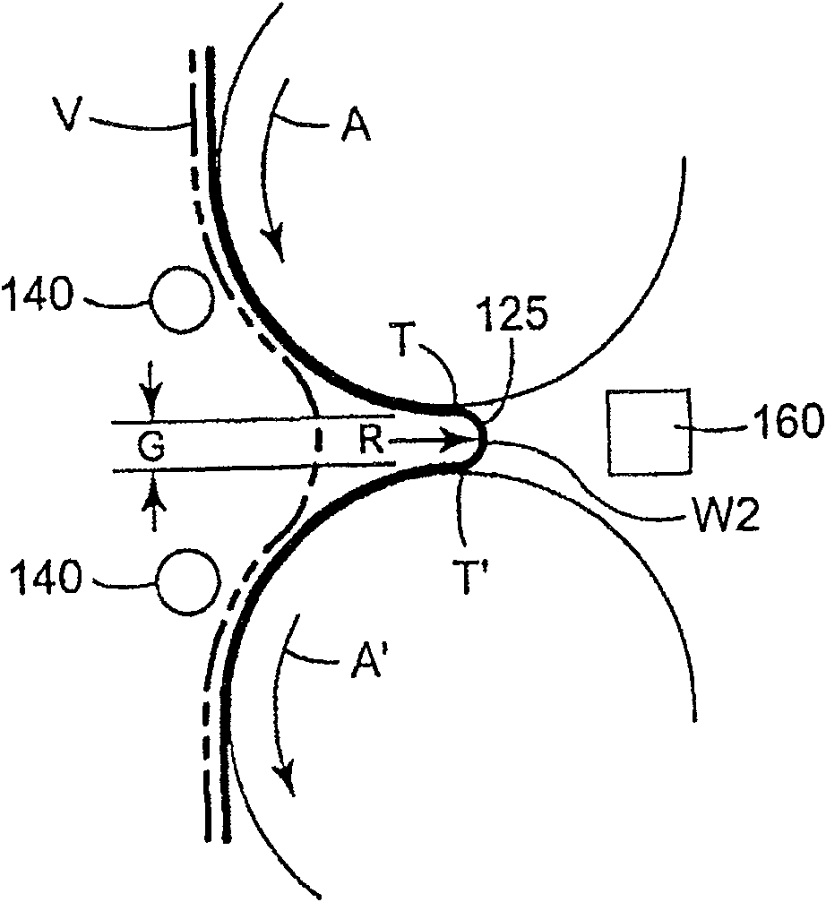 Apparatus and method for flexing web