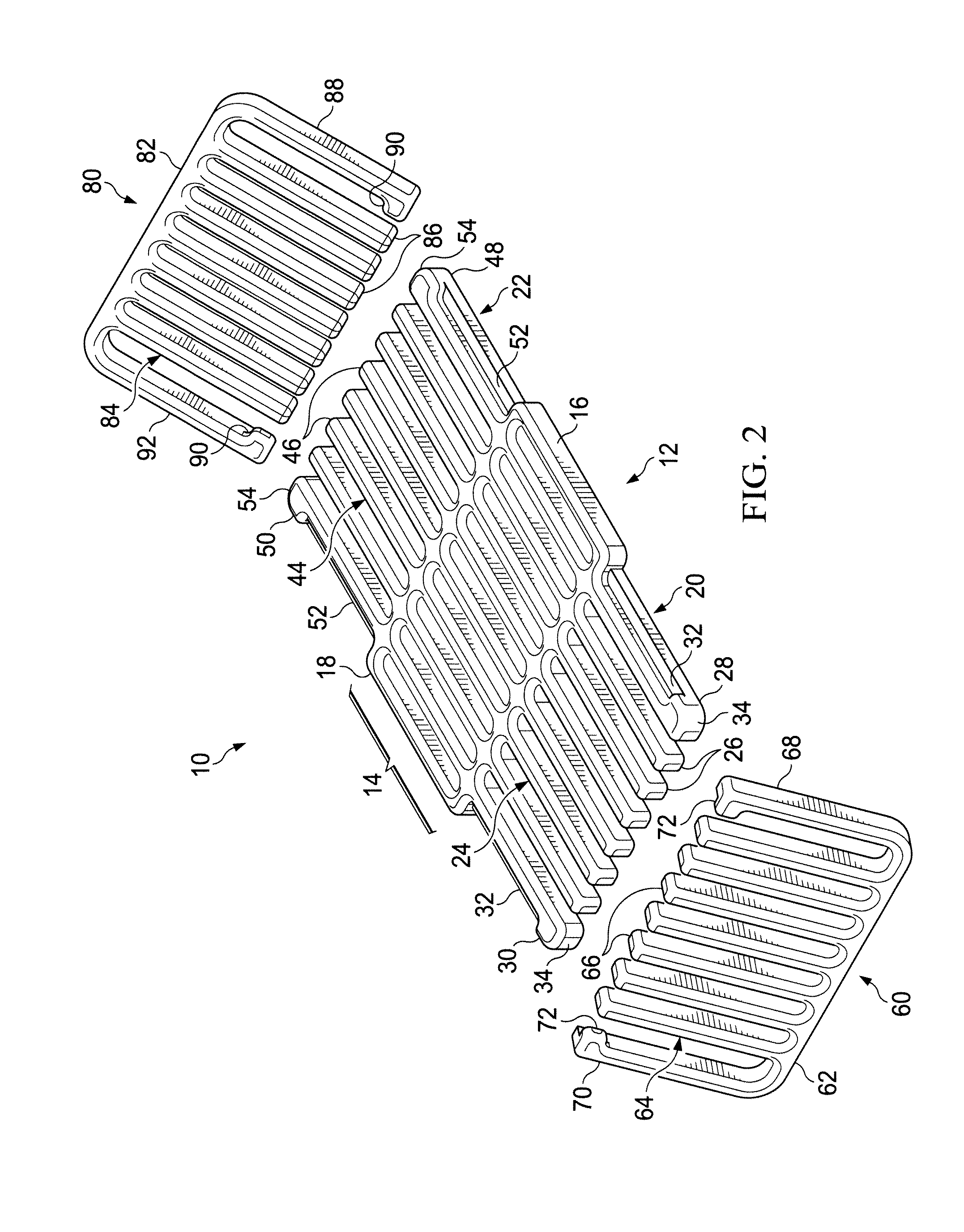 Adjustable cooking grate for barbeque grills