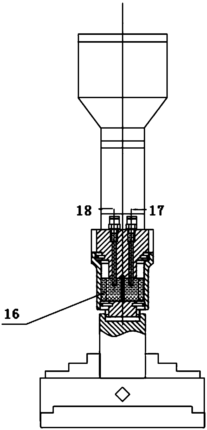 Powder conveying device suitable for small-specification in-hole laser bead welding