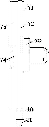 Push squeeze type scroll feeder