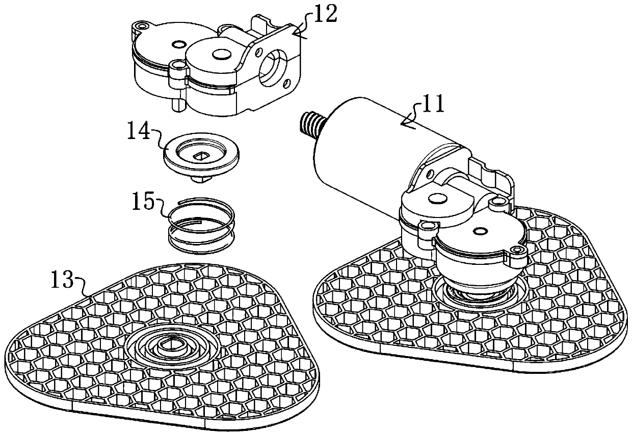 Cleaning cloth disc structure capable of being extruded to deform, cleaning mechanism and sweeper
