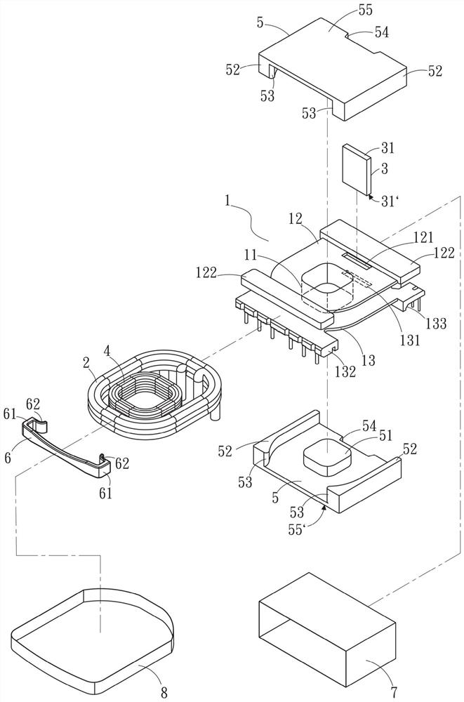 Leakage inductance adjusting structure of thin resonant transformer