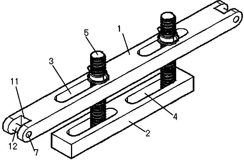 Double-hoisting-point pole head clamp for replacing straight-line insulator of 220 kV line steel pipe pole in electrified mode