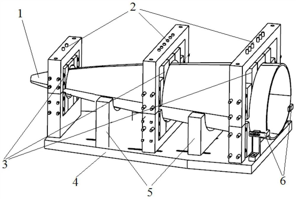 Machining method for large-size thin-wall special-shaped cover body