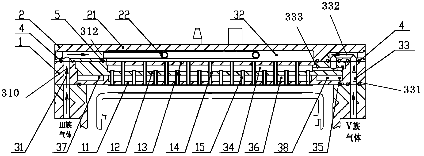 Spray head of MOCVD (metal organic chemical vapor deposition) equipment reactor and connection structure thereof