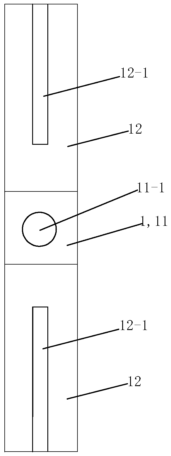 Dismounting method of energy storage spring for 10 kV metalclad withdraw switchgear circuit breaker