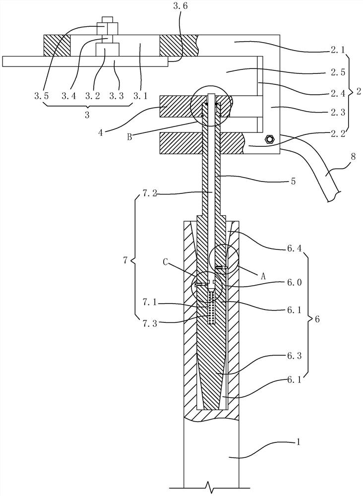 Ground wire hitching device convenient for hitching